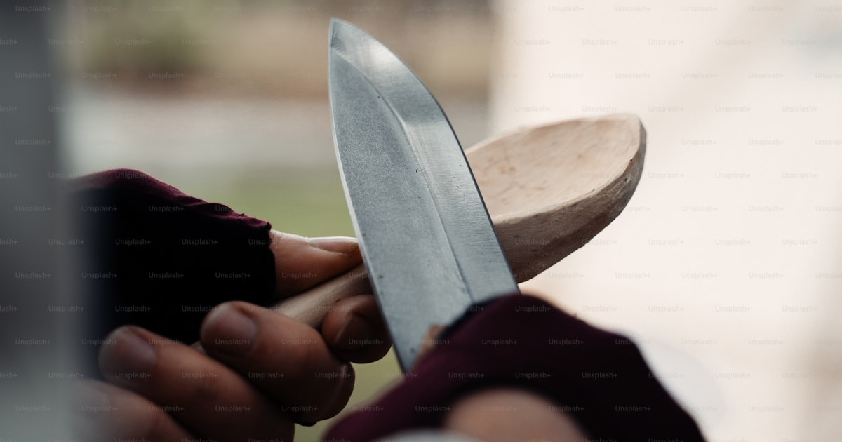 Couteau de survie : comment choisir le meilleur en 2026